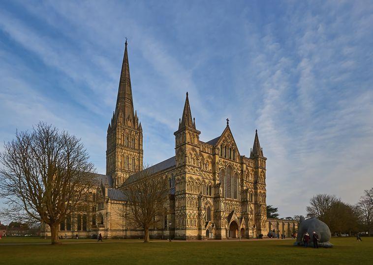 5 Attractions To Explore In Salisbury, England - TFL