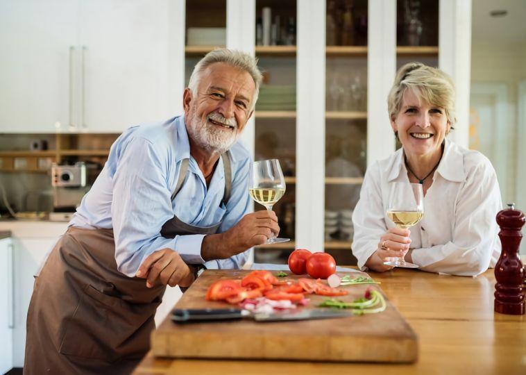 5 Tips to Live Happy and Stay Healthy 5 Tips to Live Happy and Stay Healthy